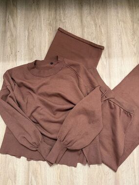 Amazon Brown Knit Sweatshirt and Joggers Loungewear Set